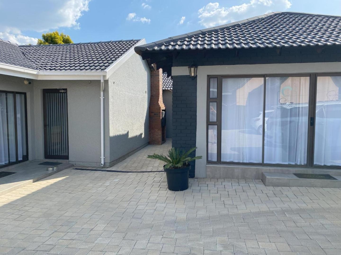 Staysure Guesthouse Alberton Exterior foto